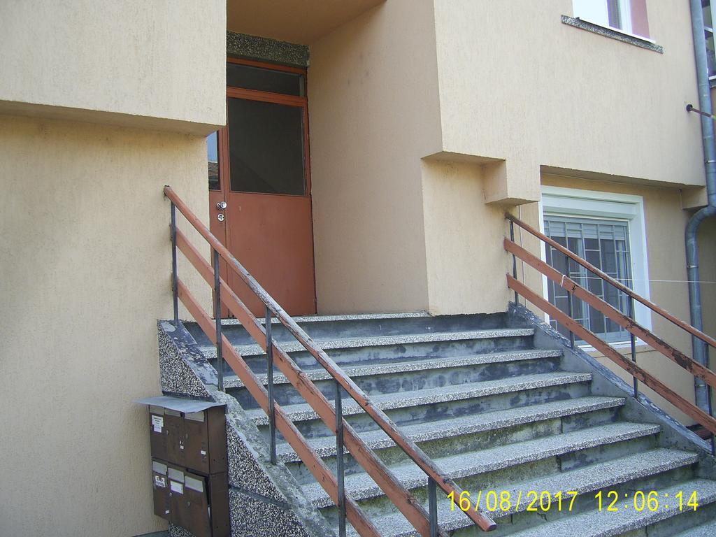 דירות Studio Pleven Center חדר תמונה